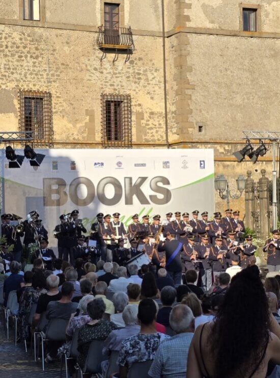 BOOKS 05